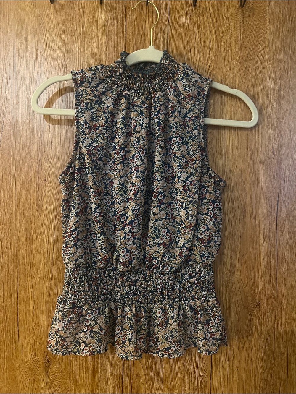 Japna Floral Smocked Neck Sleeveless Tank Top in Navy Multicolor